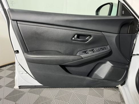 Used 2024 Nissan Sentra S image 18