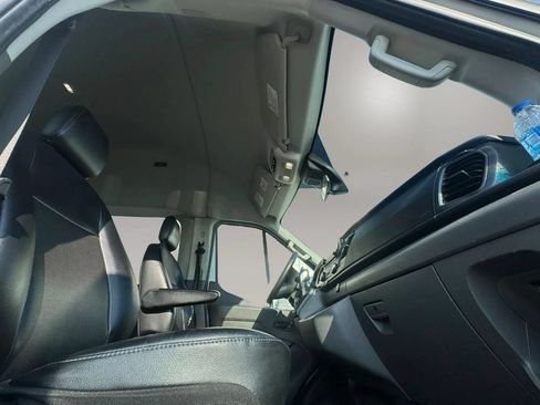 Used 2022 Ford Transit 350 XL RWD image 12