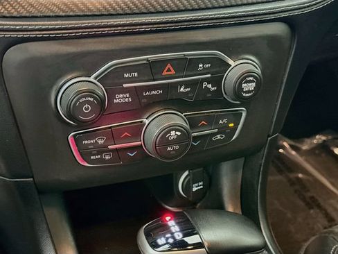Used 2022 Dodge Charger Scat Pack RWD image 15