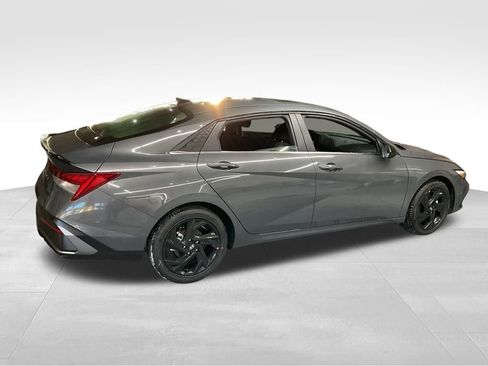 New 2026 Hyundai Elantra SEL Sport Premium FWD image 4