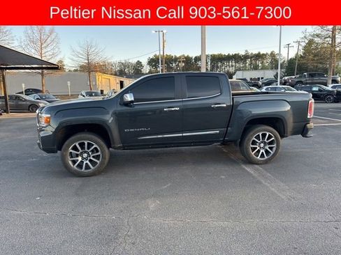 Used 2021 GMC Canyon Denali image 2