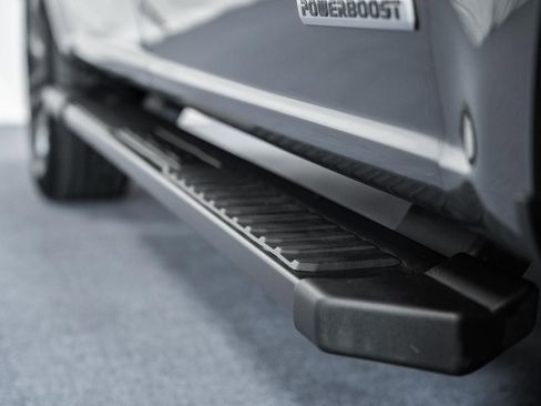 Certified 2023 Ford F150 Lariat w/ Equipment Group 502A High image 18