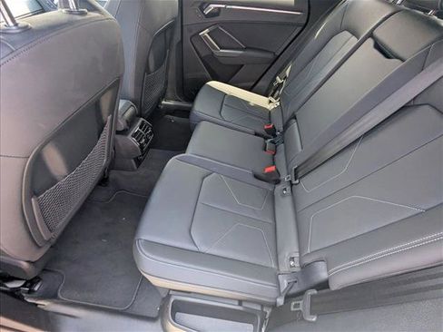 Used 2024 Audi Q3 2.0T Premium Plus AWD/4WD image 17