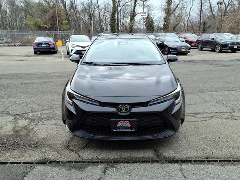 Certified 2023 Toyota Corolla LE image 2