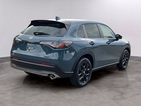 Used 2025 Honda HR-V Sport image 2