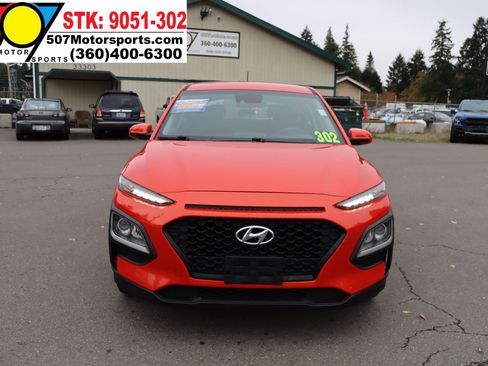 Used 2020 Hyundai Kona SE image 11