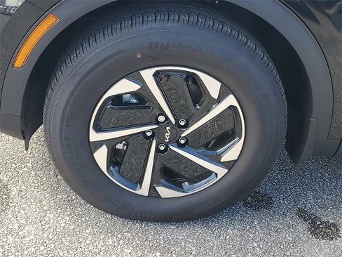 New 2025 Kia Sportage LX image 29