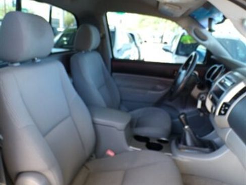 Used 2005 Toyota Tacoma PreRunner RWD image 16