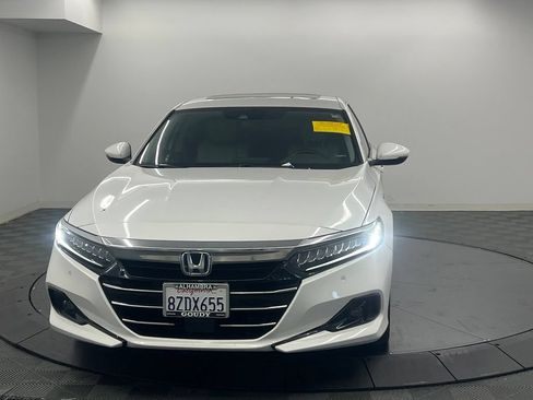 Used 2021 Honda Accord Touring image 6