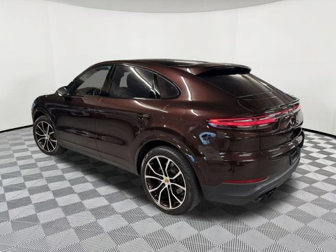 Certified 2023 Porsche Cayenne Platinum Edition AWD/4WD image 3