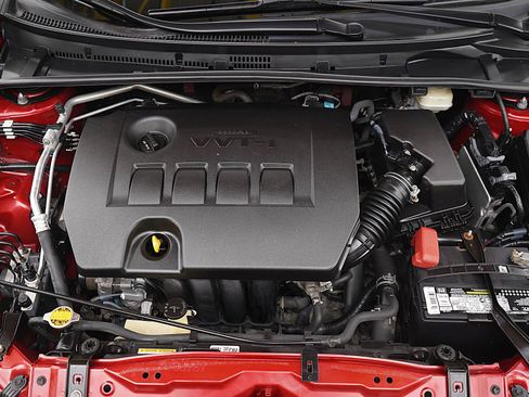 Used 2015 Toyota Corolla LE image 27