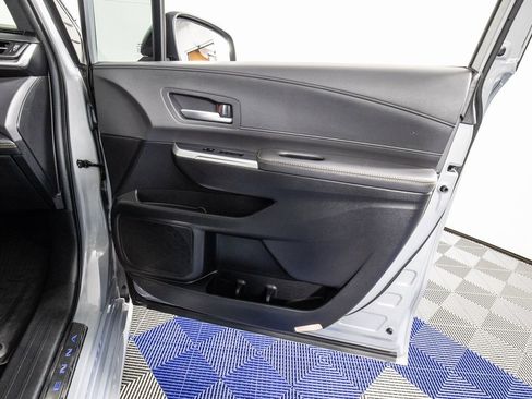 Used 2024 Toyota Sienna XLE Woodland Edition image 15