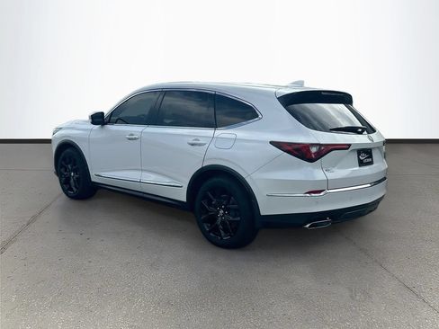 Used 2023 Acura MDX FWD w/ Technology Package image 5