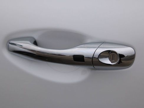 Used 2020 Kia Sorento SX image 16