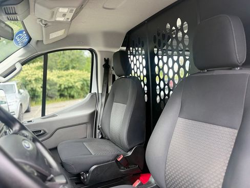 Used 2025 Ford Transit 250 Low Roof w/ Exterior Upgrade Package RWD image 21