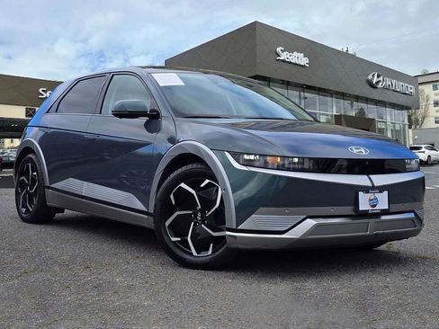 Used 2024 Hyundai Ioniq 5 Limited image 1