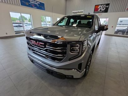 Used 2025 GMC Sierra 1500 SLT