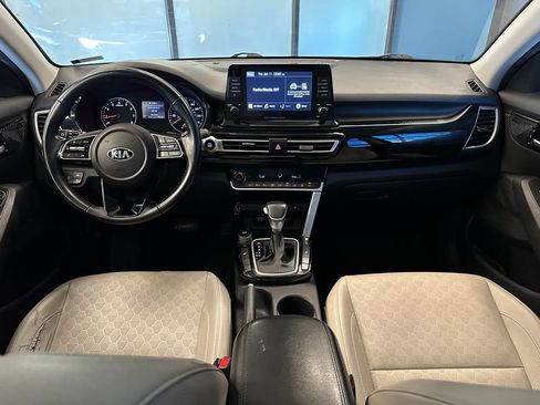 Used 2021 Kia Seltos EX AWD/4WD image 9