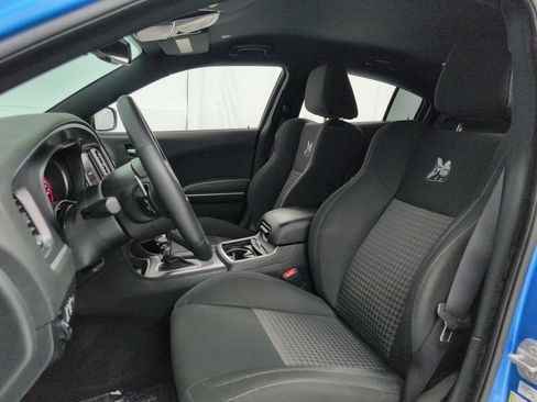 Used 2019 Dodge Charger Scat Pack RWD image 39