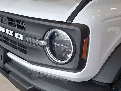 Used 2025 Ford Bronco 4-Door AWD/4WD image 8