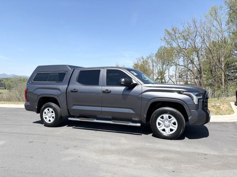 Used 2024 Toyota Tundra SR w/ SR Tow Package image 7