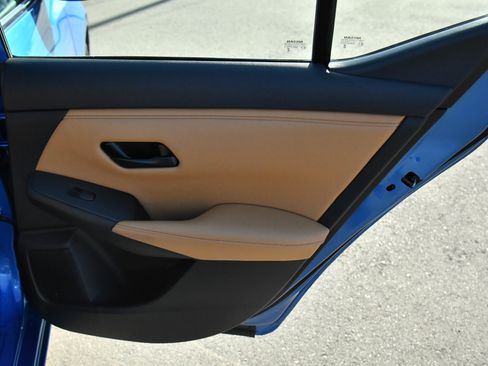 Used 2025 Nissan Sentra SV w/ SV Premium Package FWD image 42