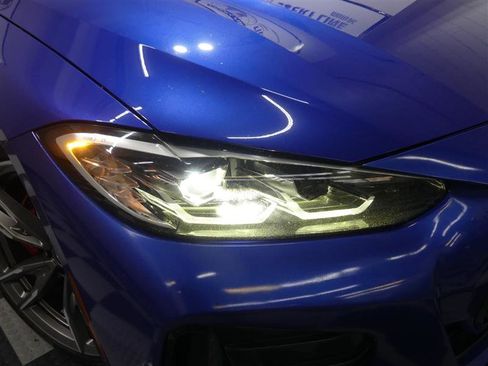 Used 2021 BMW 440i xDrive M440i xDrive w/ Premium Package image 12