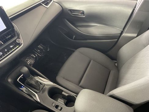 Used 2024 Toyota Corolla LE image 23