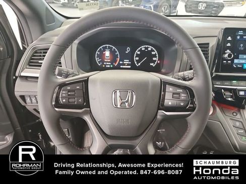 Used 2026 Honda Odyssey Sport-L image 11