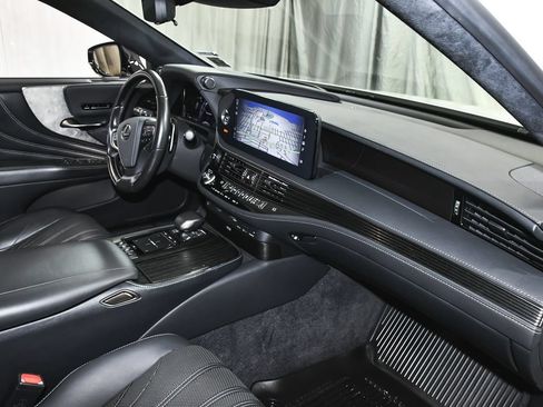 Used 2022 Lexus LS 500h AWD w/ Luxury Package image 68