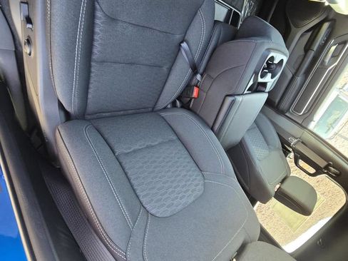 New 2025 RAM 1500 Big Horn AWD/4WD image 10