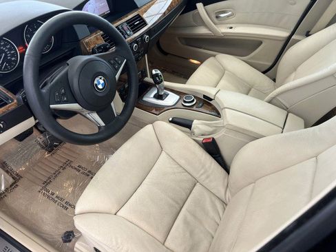 Used 2008 BMW 528xi Sedan AWD/4WD image 11