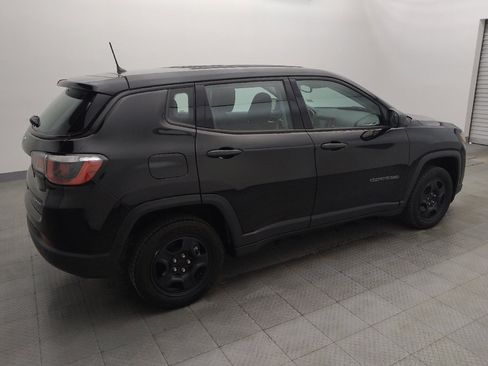 Used 2018 Jeep Compass Sport FWD image 10