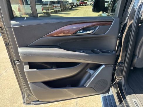 Used 2016 Cadillac Escalade ESV Premium AWD/4WD image 50