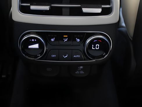 Used 2025 Genesis GV70 3.5T Sport w/ Sport Prestige Package AWD/4WD image 12