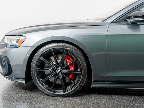 Used 2022 Audi S8 4.0T w/ S8 Executive Package image 18