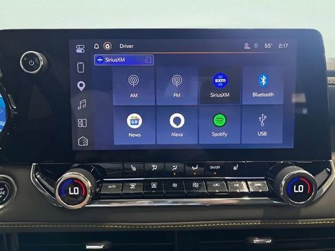 Used 2024 Chevrolet Colorado ZR2 w/ Technology Package image 21