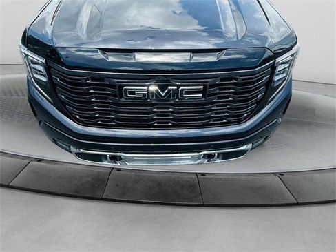 New 2025 GMC Sierra 1500 Denali Ultimate image 9