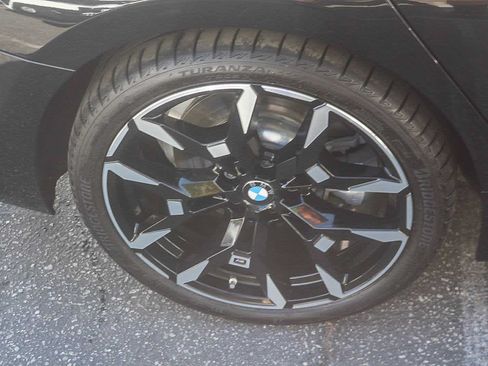 Used 2026 BMW 330i Sedan w/ M Sport Package RWD image 8