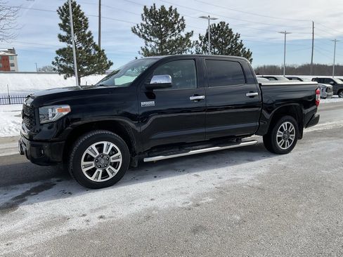 Used 2018 Toyota Tundra Platinum image 3