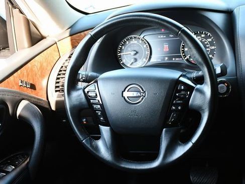 Used 2022 Nissan Armada SL w/ Captain's Chairs Package AWD/4WD image 21