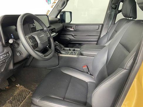 Used 2024 Toyota Land Cruiser image 2