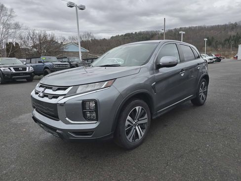 Used 2025 Mitsubishi Outlander Sport SE image 8