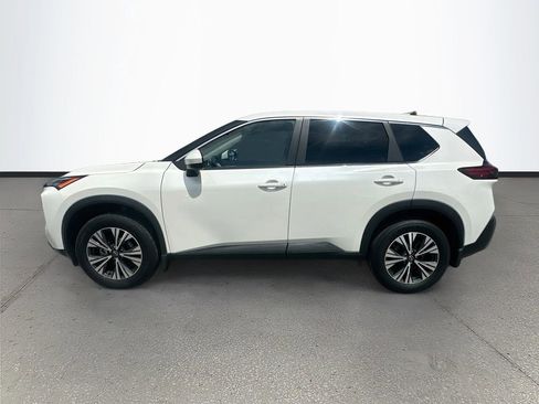 Used 2023 Nissan Rogue SV FWD image 4