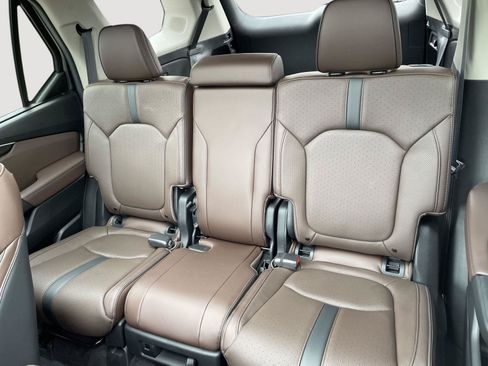 Used 2024 Honda Pilot Elite image 5
