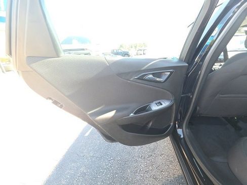 Used 2022 Chevrolet Malibu LT image 23