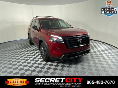 Used 2023 Nissan Pathfinder SV