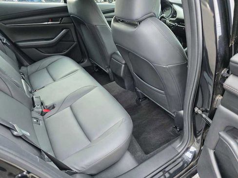 Used 2025 MAZDA MAZDA3 s image 24