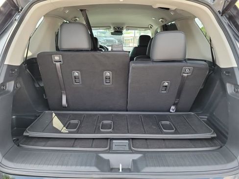 Certified 2025 Honda Pilot EX-L image 30