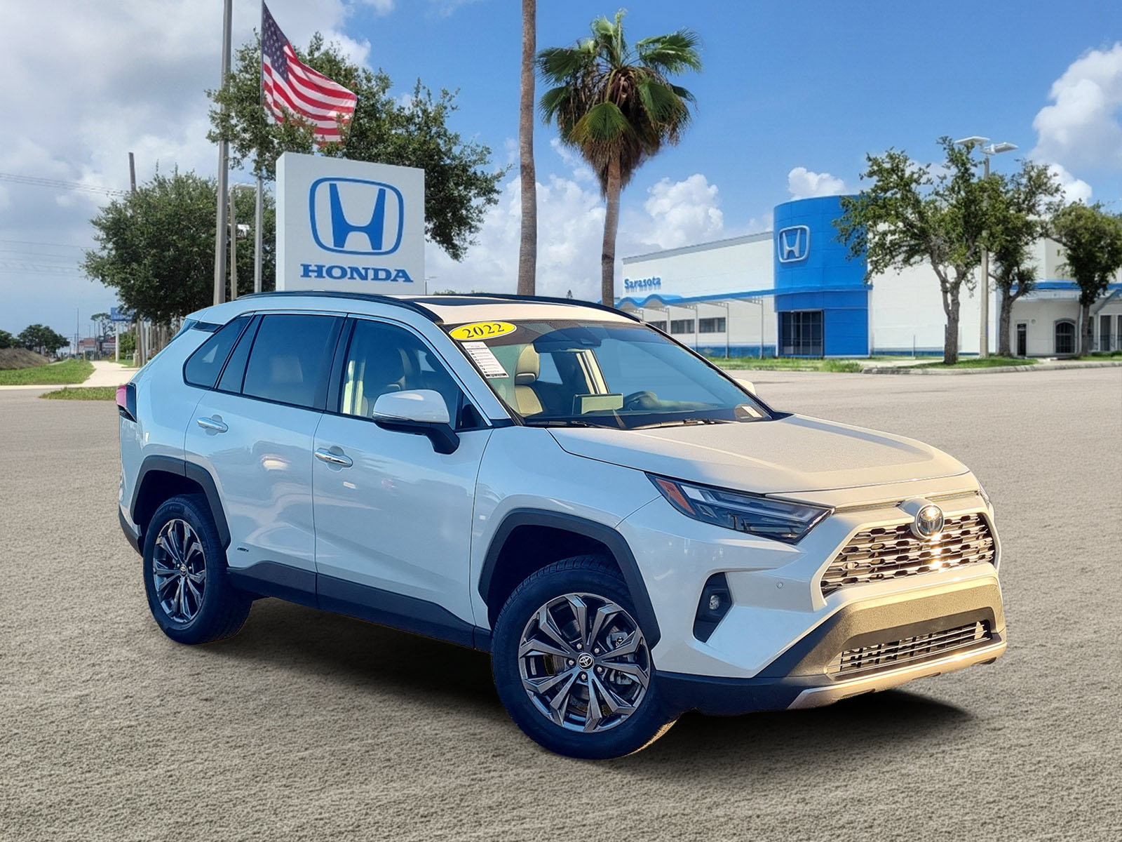 Used 2022 Toyota RAV4 Limited AWD/4WD image 1